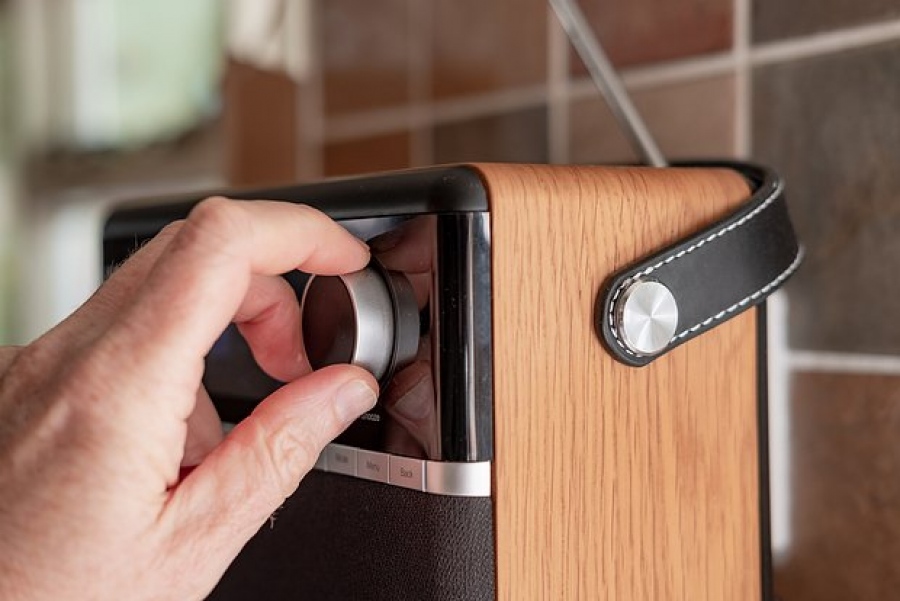 «Ζevoseul» -Το ραδιόφωνο της...Ημέρας Κρίσης Doomsday μεταδίδει μια νέα μυστηριώδη λέξη