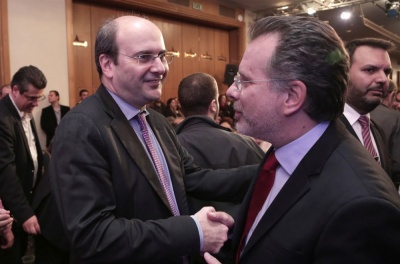 Χατζηδάκης και Κουμουτσάκος: Η βία υπονομεύει τη δημοκρατία μας και ευτελίζει τον πολιτισμό μας