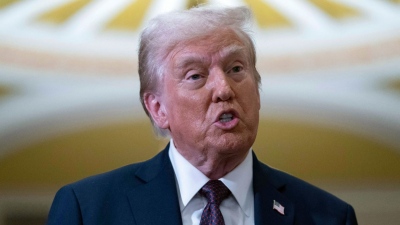 Ξαφνικά... διχασμός - Διαιρεμένη η Δύση για τους νέους δασμούς του Trump, που «τιμωρούν» το ρωσικό πετρέλαιο