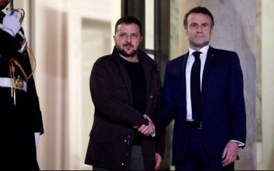 Επικοινωνία  Zelensky με Macron μετά το σκληρό ρωσικό μήνυμα στο Κίεβο