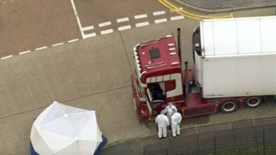 Βρετανία: Δύο συλλήψεις για την υπόθεση με το κοντέινερ