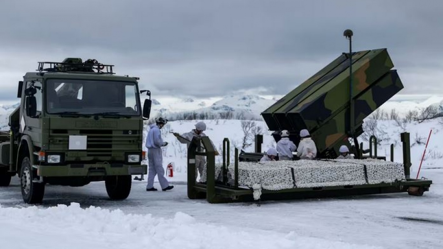 Ψυχρή αντίδραση του ΝΑΤΟ με 32.500 στρατιώτες, κοντά στα σύνορα με τη Ρωσία