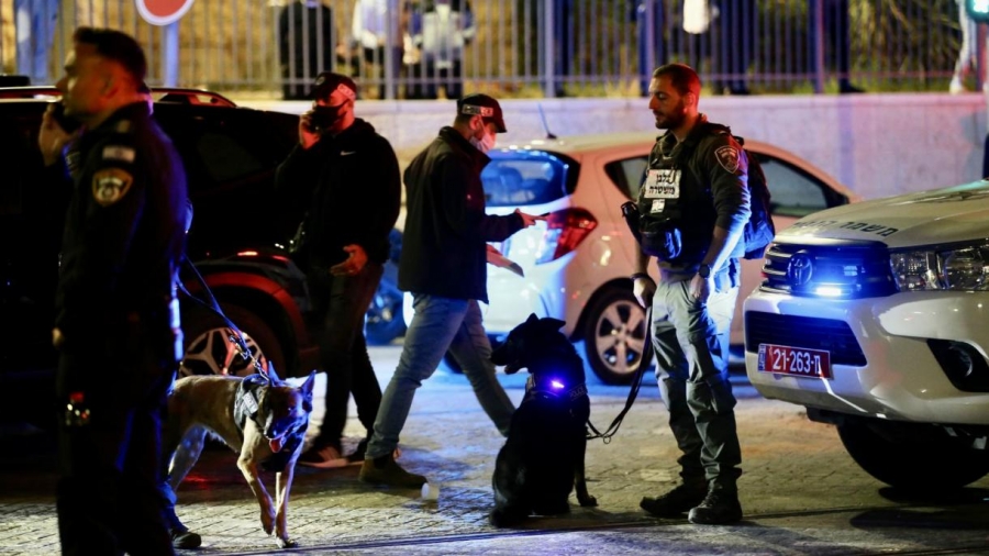 Έκτακτο: Νέα επίθεση στην Ιερουσαλήμ με δύο τραυματίες, μετά το μακελειό στη συναγωγή