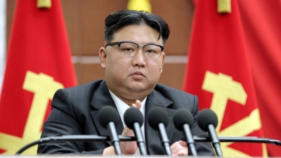 Kim Jong Un: Γκρέμισε μνημείο που συμβόλιζε την επανένωση Βόρειας και Νότιας Κορέας