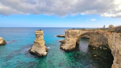 Κατέρρευσε η περίφημη «Αψίδα των Ερωτευμένων» στην Ιταλία ανήμερα του Αγίου Βαλεντίνου - Ήταν σύμβολο του Salento