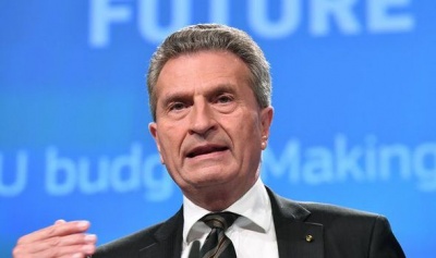 Oettinger (Κομισιόν): Δεν μπορεί να αποκλειστεί μια ακόμα παράταση του Brexit – Είναι αποδεκτή επιλογή