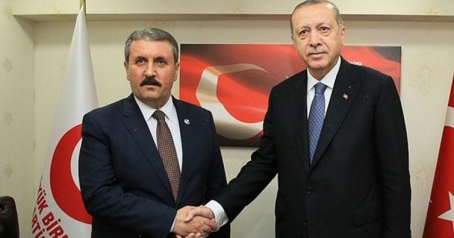 Destici (Τουρκία): Στο μέλλον η τουρκική σημαία μπορεί να κυματίζει ξανά στην Ελλάδα