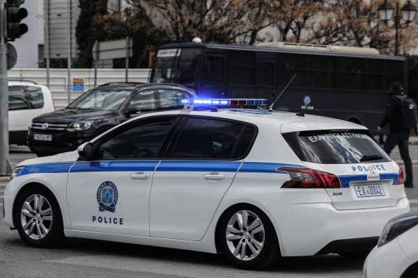 Μακάβριο εύρημα - Νεκρό έμβρυο μέσα σε βαλίτσα σε διαμέρισμα στην Κυψέλη