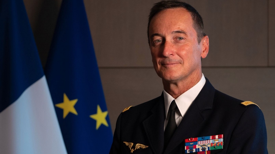 Ρεσιτάλ ψευδαισθήσεων από τον Γάλλο Αρχιστράτηγο: Η Ρωσία δεν μπορεί να τρομάξει την Ευρώπη - Οι στρατοί μας είναι ανώτεροι