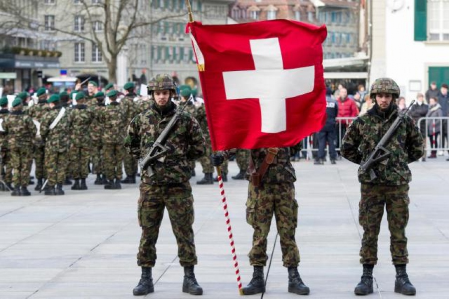 Φοβού τη Ρωσία - Ακόμη και η ουδέτερη Ελβετία αυξάνει τις στρατιωτικές δαπάνες