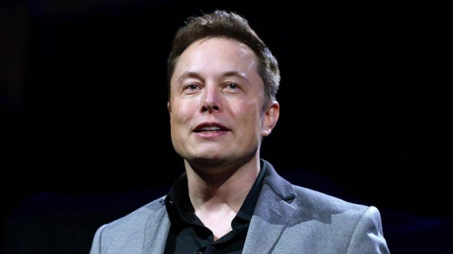 Ο δισεκατομμυριούχος Elon Musk ισχυρίζεται ότι μπορεί να κάνει μόνος του τη φορολογική του δήλωση και δεν έχει πολλά μετρητά