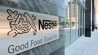 Ανησυχία στην Ελβετία για τη Nestlé – Ζητά από τη Ρωσία να πάρει πίσω την απόφαση για ανάληψη διαχείρισης