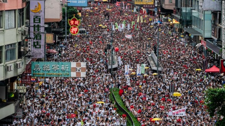 Χονγκ Κονγκ: Εκατό μέρες κινητοποίησης και η εφευρετικότητα των διαδηλωτών παραμένει άθικτη