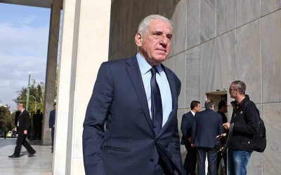 Στον ανακριτή διαφθοράς ο Γ. Παπαντωνίου – Θα δώσει εξηγήσεις για το αδίκημα του ξεπλύματος μαύρου χρήματος