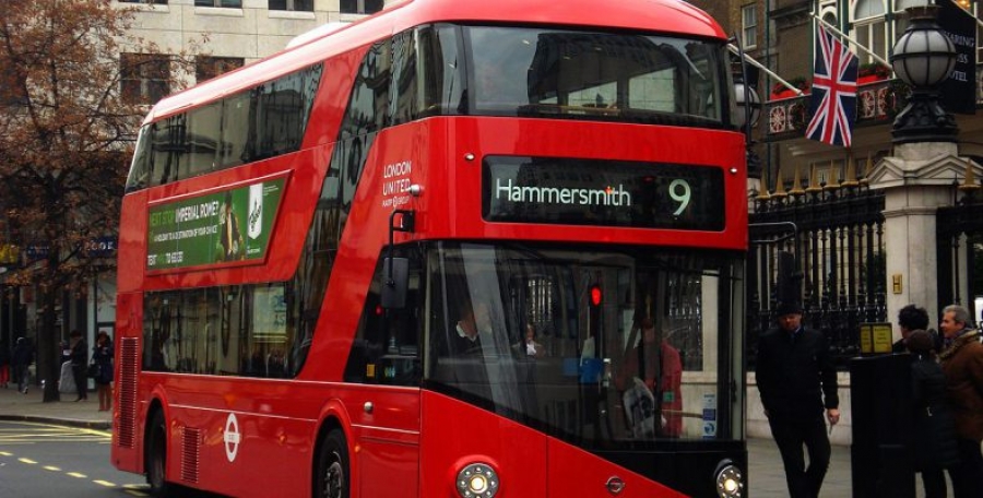 Βρετανία: Απεργία διαρκείας αρχίζουν οι οδηγοί λεωφορείων στο Λονδίνο - Θα ακολουθήσουν οι εργαζόμενοι στο σιδηρόδρομο