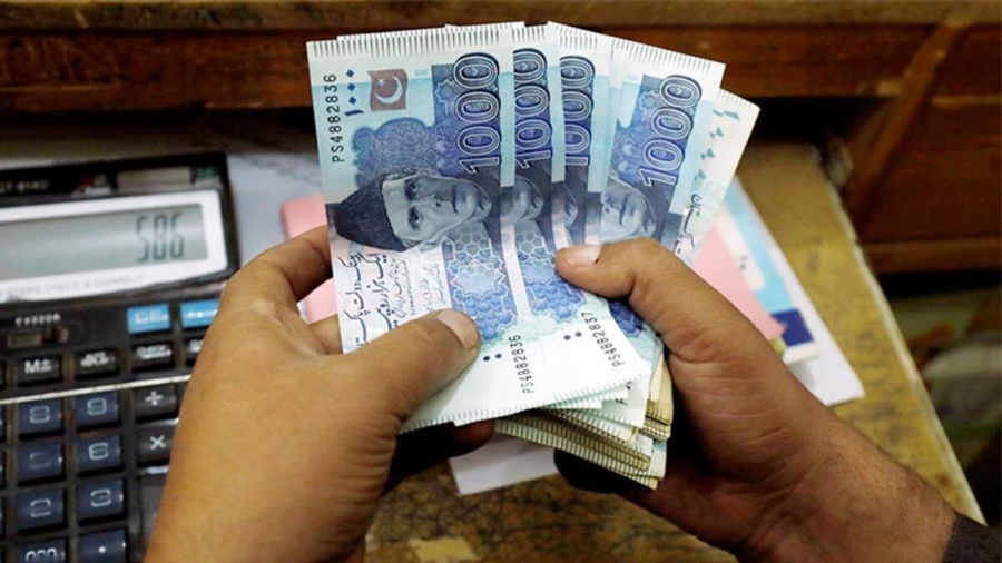 Πακιστάν: Καταρρέει η ρουπία, εξαντλούνται τα συναλλαγματικά αποθέματα - Επαφές με το ΔΝΤ