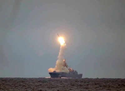 Σε δοκιμή του υπερηχητικού πυραύλου cruise Zircon προχώρησε η Ρωσία