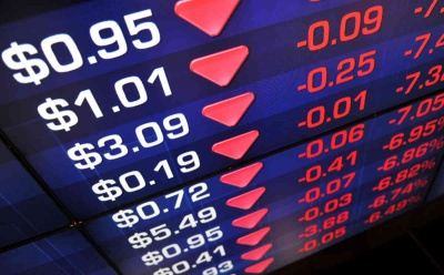 Οριακές διακυμάνσεις στη Wall Street - Πτώση -0,2% για Dow Jones, στο +0,08% για τον S&P 500