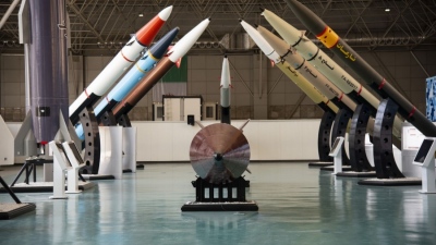 Alarm: Iran and Israel in a new death missile race - What Pezeshkian is planning, the scenario of evacuating Tehran is open