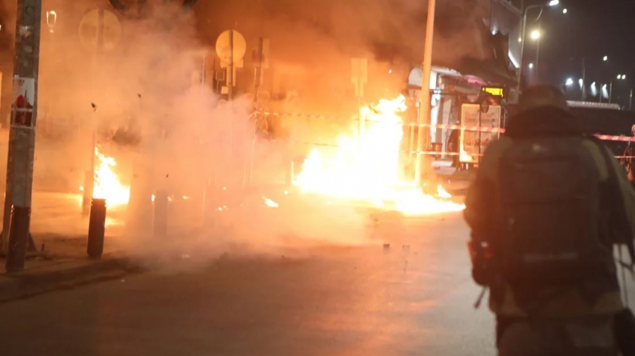 Επίθεση με μολότοφ στο Αστυνομικό Τμήμα Κυψέλης