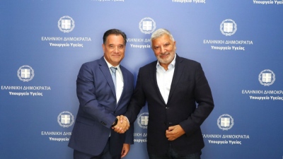 «Τα έχωσε» ο Άδωνις στον Πατούλη; – Ο έλεγχος στο ιατρείο του Μαζωνάκη ανοίγει μεγαλύτερη κουβέντα