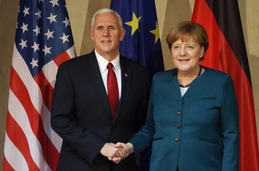 Την αντίθεση των ΗΠΑ στον αγωγό Nord Stream 2 μετέφερε ο Αμερικανός αντιπρόεδρος στη Merkel