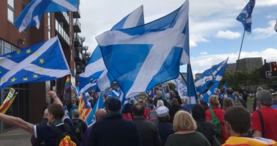 Επαναφέρει το αίτημα για ανεξαρτησία από το Ηνωμένο Βασίλειο η Σκοτία - Διαδηλώσεις στο Εδιμβούργο