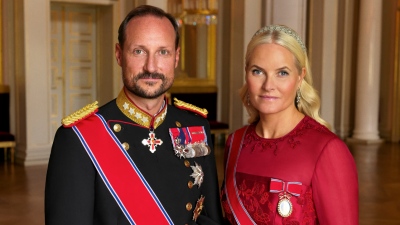 Σάλος στη Νορβηγία - Η πριγκίπισσα απολογείται για τη σχέση της με τον Epstein: «Με χειραγώγησε και με εξαπάτησε»