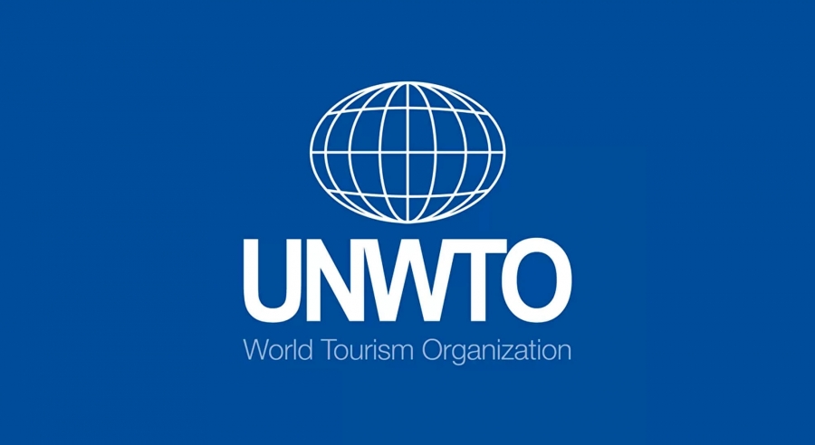 UNWTO: Ο παγκόσμιος τουρισμός ανέκαμψε – Βρίσκεται ακόμα μακριά από τα προ πανδημίας επίπεδα