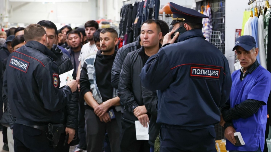 Η Ρωσία δείχνει το δρόμο - Ο αριθμός των λαθρομεταναστών μειώθηκε δραστικά