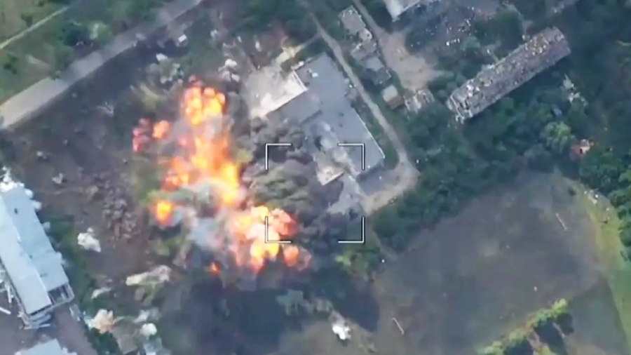 Πλάνα ασύλληπτης καταστροφής στην Kostyantynivka - Ρωσικές FAB συνέθλιψαν την 100η Ταξιαρχία των Ουκρανών (vid)