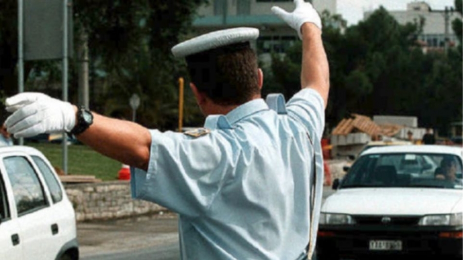 Λαυρεωτική - Πυρκαγιά: Διακοπή της κυκλοφορίας - Οι αλλαγές στην κίνηση των οχημάτων