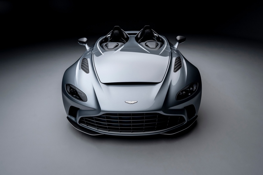 Aston Martin V12 Speedster, συλλεκτική και απόλυτη!