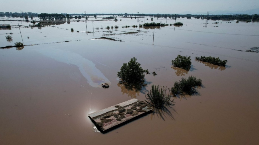 ΥΠΕΘΟ: Εξάμηνη παράταση της αναστολής φορολογικών και ασφαλιστικών υποχρεώσεων στους πλημμυροπαθείς