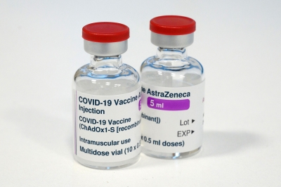 Φάρμακο της AstraZeneca μειώνει κατά 50% τον κίνδυνο νοσηλείας και θανάτου από Covid