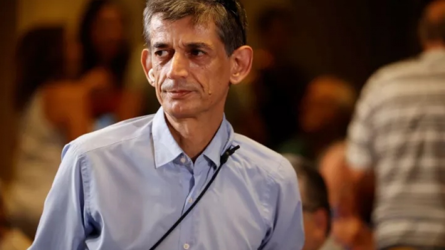 Βόμβες Καρανίκα κατά του Τσίπρα, για τα… μάτια του Κασσελάκη