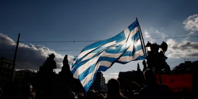 Οι αριθμοί δεν λένε ψέματα: Οι 10 δείκτες που αποδομούν το ελληνικό success story