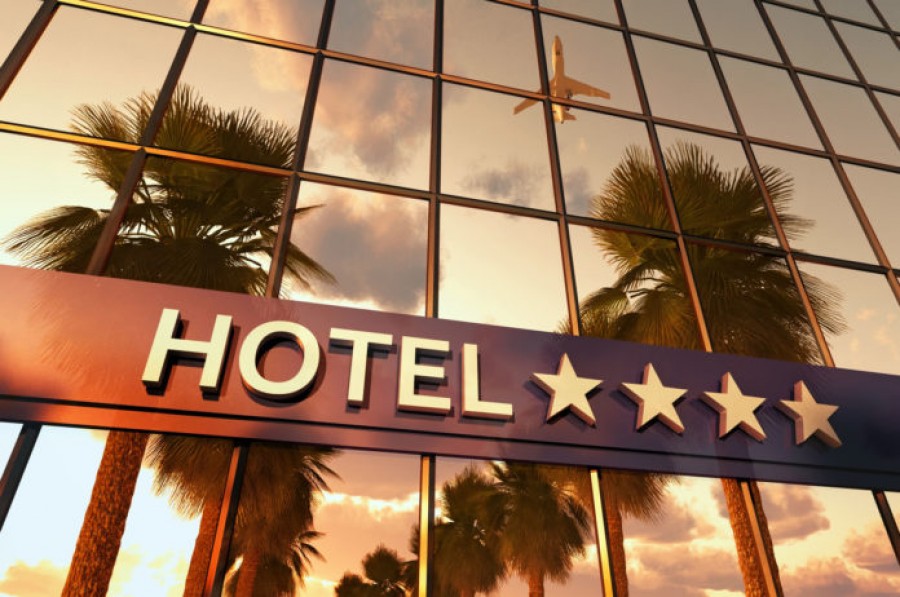 Απώλειες 5,4 δισ. ευρώ αναμένουν στα έσοδα φέτος τα ξενοδοχεία