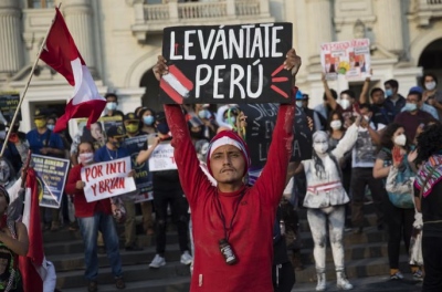 Νέα εξέγερση της Gen Z, αιματηρές διαδηλώσεις συγκλονίζουν το Περού - Δεν παραιτείται ο νέος πρόεδρος Jeri