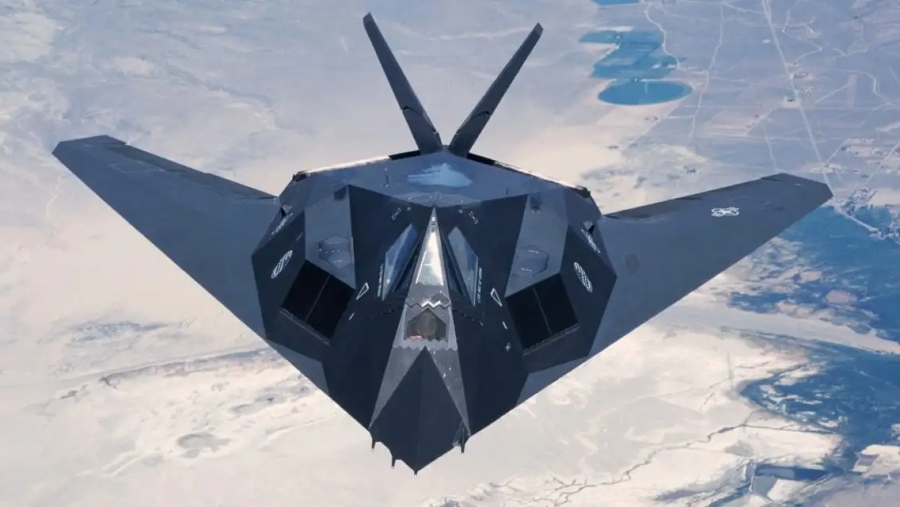 Αναπάντεχο - Ο μυστικός ρόλος της Ρωσίας πίσω από το αμερικανικό stealth: Πώς τα μαθηματικά του Ufimtsev έδωσαν ζωή στο F-117
