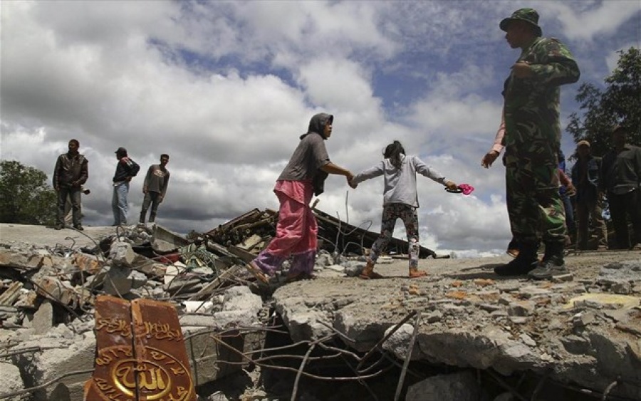 Εθνική τραγωδία στην Ινδονησία - Τουλάχιστον 1.234 οι νεκροί στο νησί Σουλαουέσι