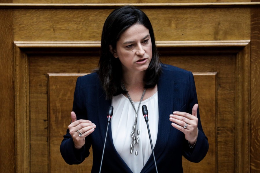 Κεραμέως (υπ.Παιδείας): Υποχρεωτική η σύγχρονη εξ’αποστάσεων εκπαίδευση στα σχολεία που τελούν υπό κατάληψη