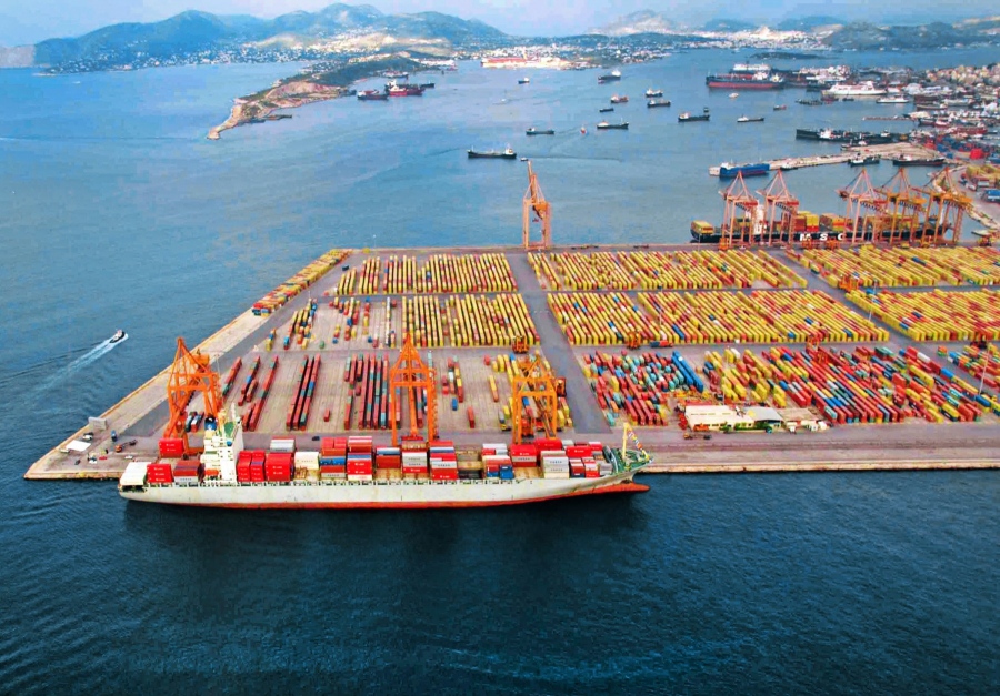 Cosco για Λιμάνι Πειραιά: Αύξηση 24,5% στη διακίνηση εμπορευμάτων τον Απρίλιο - Κλείνει την ψαλίδα με την Βαλένθια