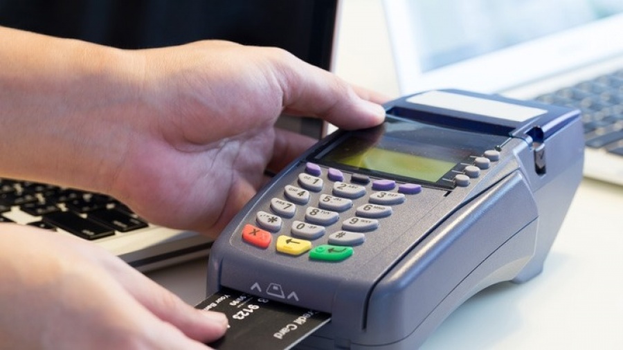 Συσκευές POS πλέον και στα ταξί