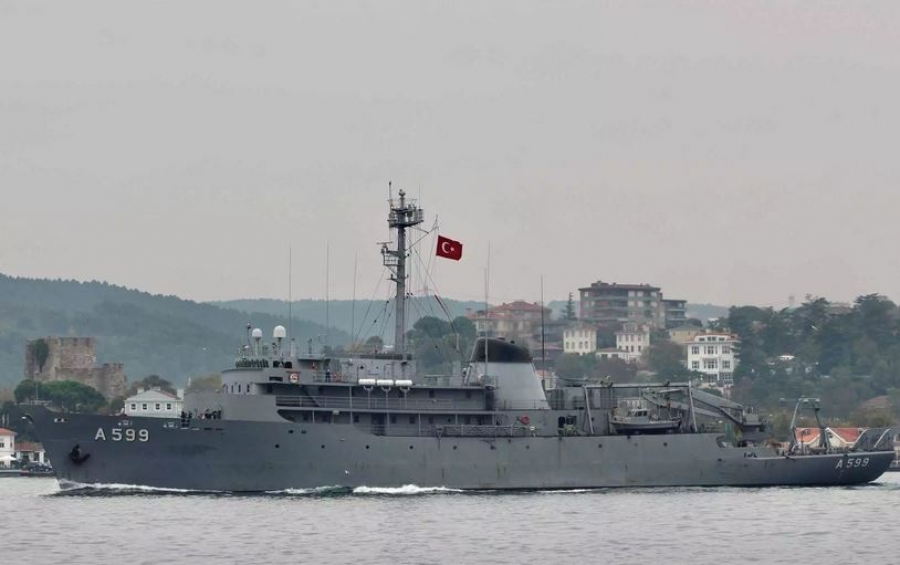Κλιμακώνει τις προκλήσεις η Τουρκία: Με νέα παράνομη Navtex βγάζει το ερευνητικό σκάφος Cesme στο κεντρικό Αιγαίο