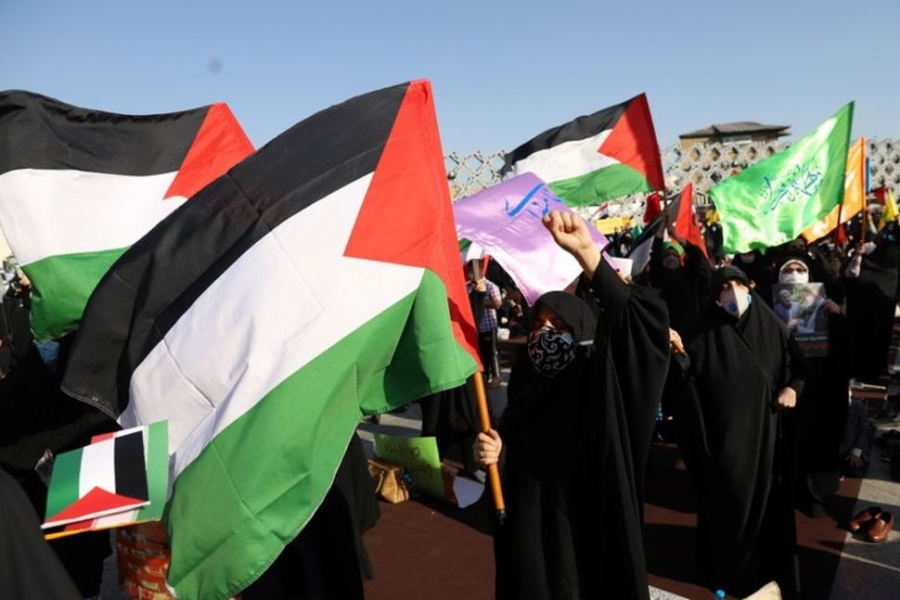 Ιράν: Χαιρετίζει «νίκη των Παλαιστινίων» στη Γάζα και απειλεί με «θανάσιμα πλήγματα» το Ισραήλ