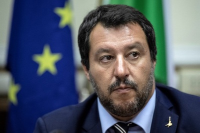 Salvini: Θα μπλοκάρουμε τον προϋπολογισμό και άλλες πολιτικές της ΕΕ, εάν δεν σεβαστεί την Ιταλία