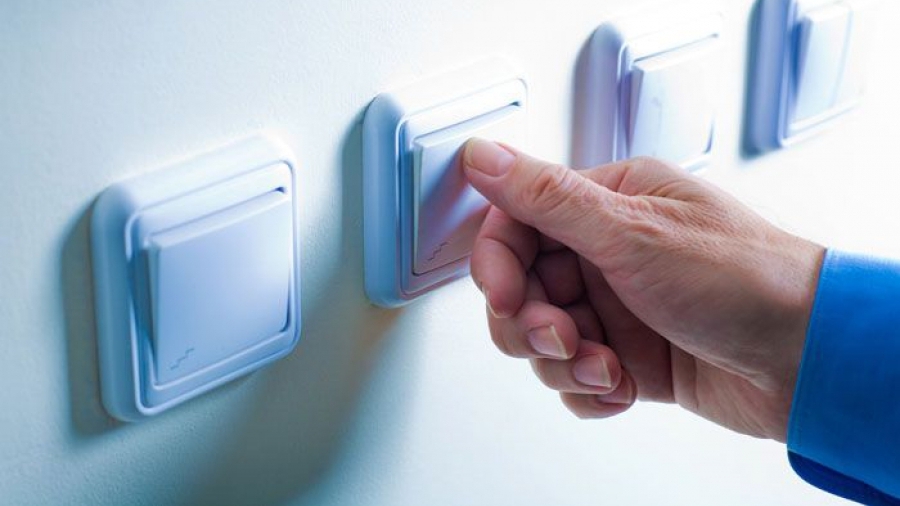 Προσδοκίες για υποχώρηση των τιμών ρεύματος από τον Μάρτιο του 2022 - Βιάζεται η Ευρώπη λέει η αγορά για την μετάβαση