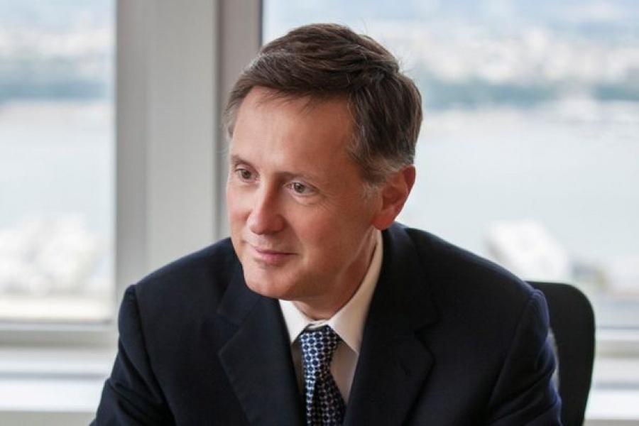 Clarida (Fed): Θα διατηρήσουμε τα επιτόκια κοντά στο μηδέν μέχρι η οικονομία να ανακάμψει