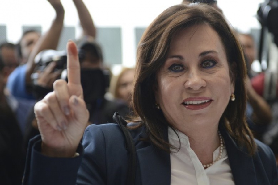 Τα πρώτα αποτελέσματα επιβεβαιώνουν το προβάδισμα της Sandra Torresς στις προεδρικές εκλογές
